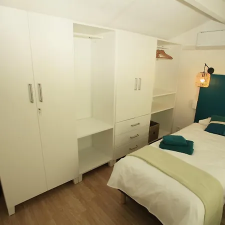 Mama Cocha 8 Minutes A Pied Des Plages Holiday home Sanary-sur-Mer